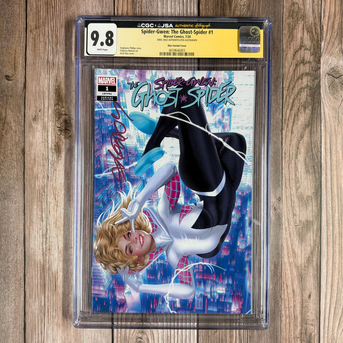 Spider-Gwen: Ghost-Spider #1 CGC 9.8 WP Authenticated Signature of