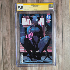 Absolute Batman #13 CGC 9.8 SS Nick Dragotta, Scott Snyder, Introduction of Catwoman in costume, in full (cert 5003)